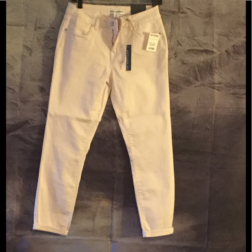 Crop light pink jeans